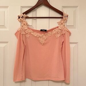CBR Floral Lace Applique Strap Quarter Sleeve Open Shoulder Shirt
